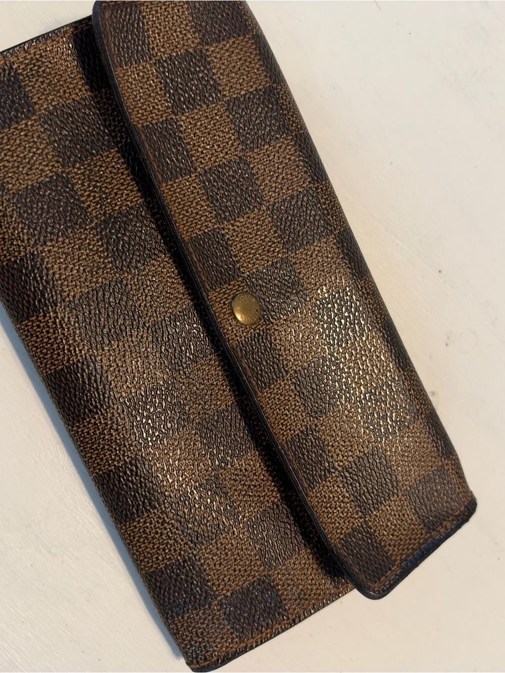 Authentic Louis Vuitton Damier Ebene Sarah Wallet